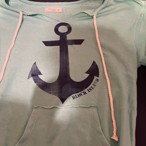 Ocean Drive Teal Sweatshirt Block Island Size Medium nautical - Picture 2 of 4